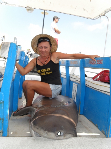Рыбалка в Пафосе на лодке "THE ANGLER" Рыбалка в Пафосе на лодке "THE ANGLER"